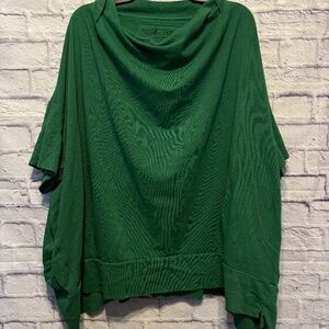 Rundholz Tunic in Green! OS, Plus Size, Regular Oversized. Looks good on anyone!